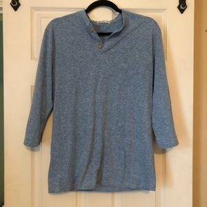3/4 sleeve men’s tee medium